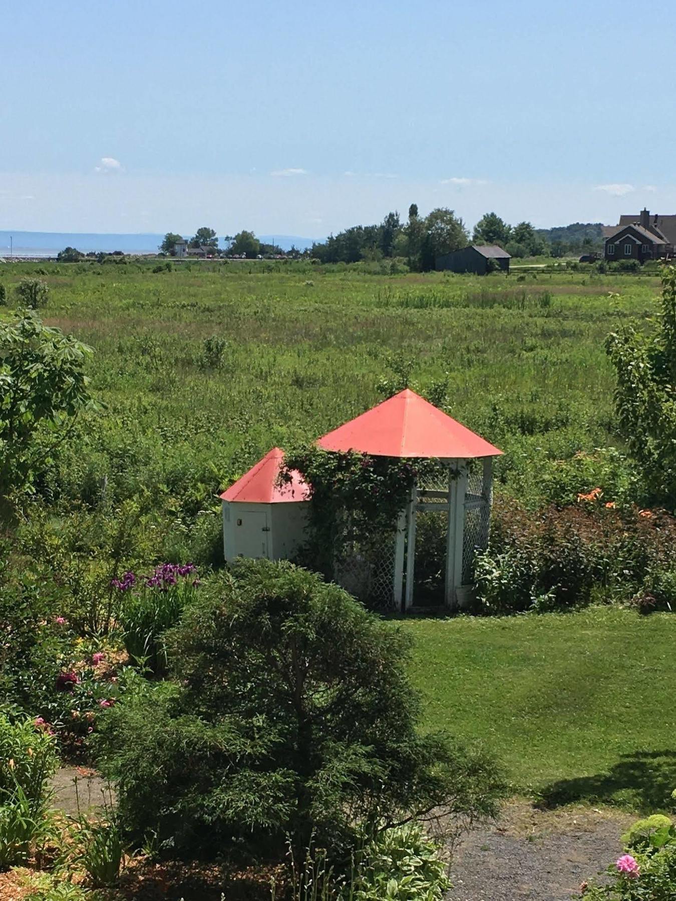 Auberge La Courtepointe Petite-Riviere-Saint-Francois Ngoại thất bức ảnh